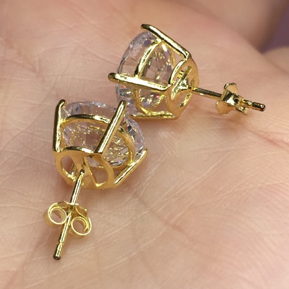 14k yellow gold 8 CT diamond stud earrings - Picture 10 of 13